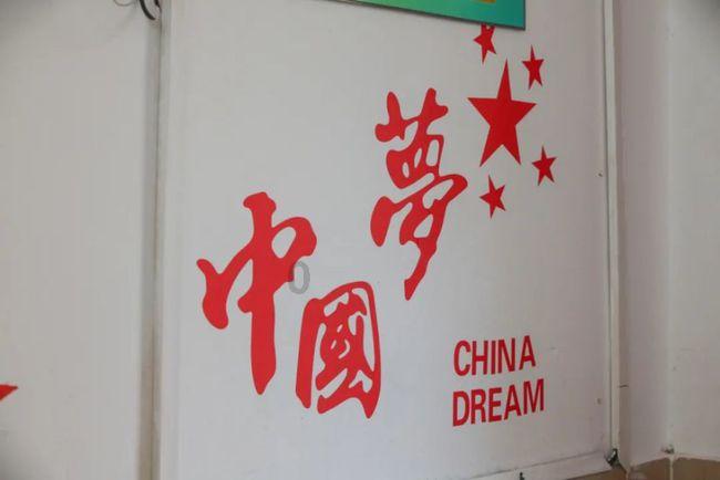逃离蓝色之林