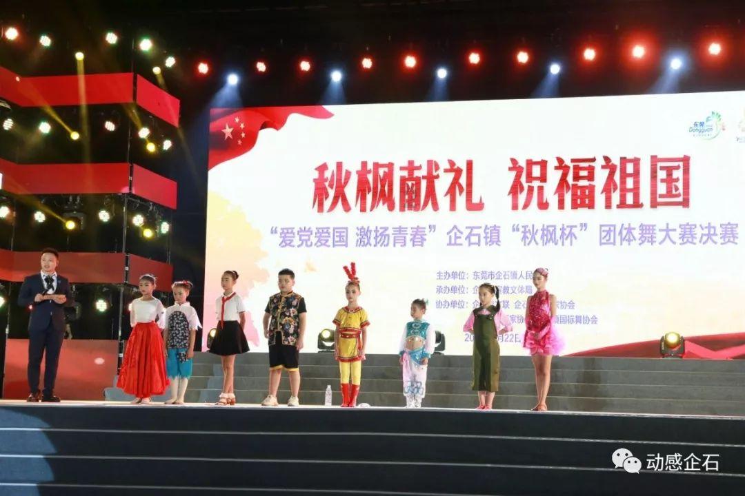 逃出昏暗的房子